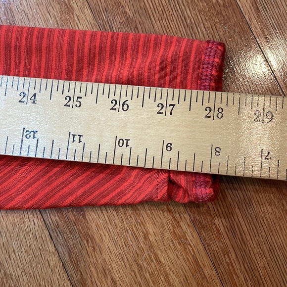 Athleta Size Medium Long Sleeve Women’s Top 3/4 zip Pocket Thumb Holes - Picture 7 of 15